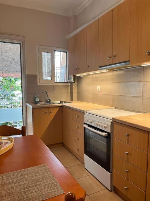Carlito"S Apartment 1 Next To Metro Station Αθήνα Εξωτερικό φωτογραφία